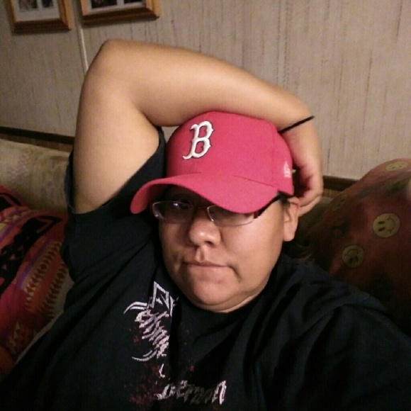 Profile Picture of Diane Tolino (@deesuger5) on Poshmark