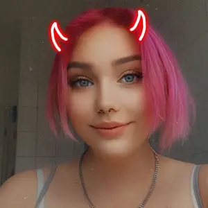 Profile Picture of Michelle (@schmollgurke) on Tiktok