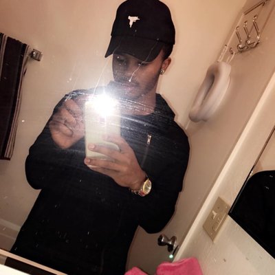 Profile Picture of Darius Knox (@emperordariuz) on Twitter