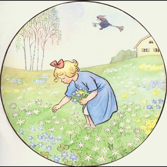 Britni Mathson - Poshmark Profile Picture of Britni Mathson (@beemathson) on Poshmark