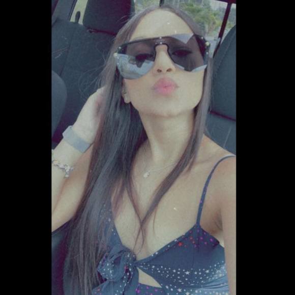 Profile Picture of Nathasha Ivelisse (@nathasha_i) on Poshmark