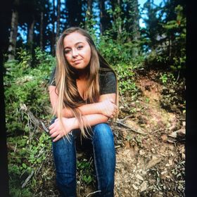 Profile Picture of Hannah Nicholas (@hanjoynich) on Pinterest
