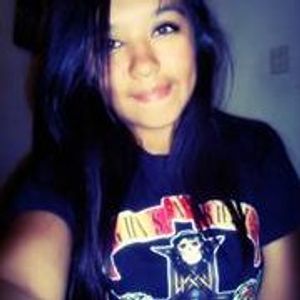 Profile Picture of Melissa Mora S (@lovingreading) on Myspace