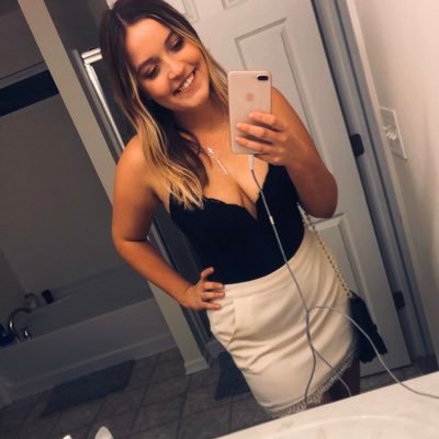 Profile Picture of Haley Jimenez (@your_dailyhaley) on Twitter