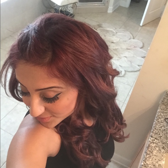 Profile Picture of Ayesha Abady (@aabady929) on Poshmark