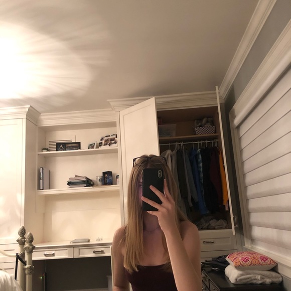 Profile Picture of Madison Vaneyk (@madisonvaneyk) on Poshmark