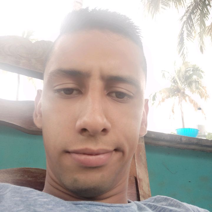 Profile Picture of Daniel Blanco (@danielblan0) on Tiktok