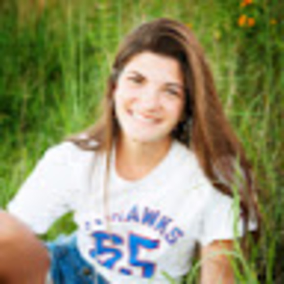 Profile Picture of Erin Liston (@erinliston) on Poshmark