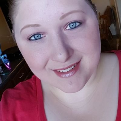 Profile Picture of Lacy Manning (@butters_105) on Twitter