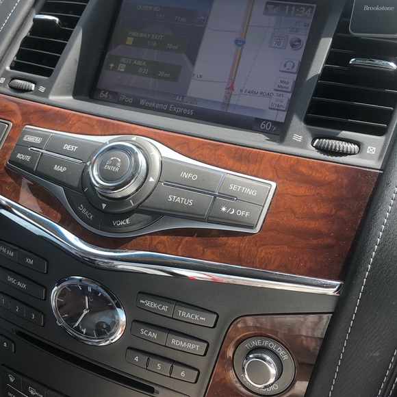 Profile Picture of Lisa Simpson (@lasimps23) on Poshmark