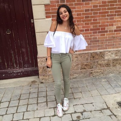 Profile Picture of Léa ⭐️ (@Lea_Cohen5) on Twitter