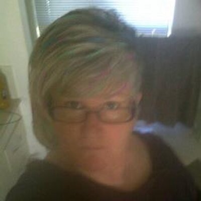 Profile Picture of Suzanne Hansen (@suzannezz) on Twitter