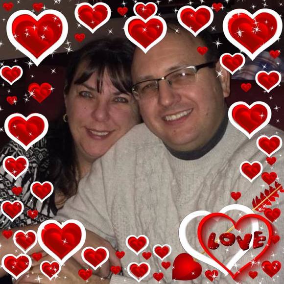 Profile Picture of Roseann Chaump (@thehairstation) on Poshmark