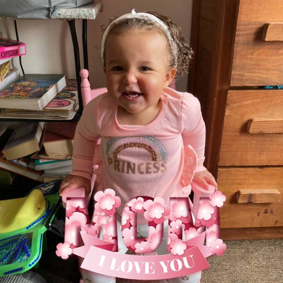 Profile Picture of Jennifer Ridgely (@jridgely1989) on Poshmark