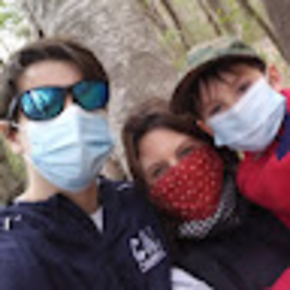 Profile Picture of Jessica Waggett (@jessicawaggett) on Poshmark