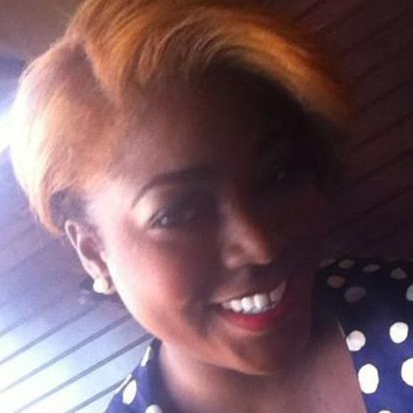 Profile Picture of Danielle Calloway (@daniellecall283) on Poshmark