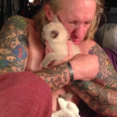 Profile Picture of Douglas MacDuff (@douglas_macduff) on Twitter