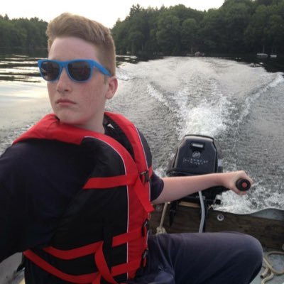 Profile Picture of Daniel Louchez (@LexerMo) on Twitter
