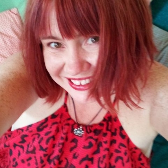 Profile Picture of Kathy Manfra (@bankgirl4u) on Poshmark