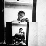 Profile Picture of ✎﹏꧁༺măhïį༂༻꧂☜ (@mahendra._.patel) on Instagram