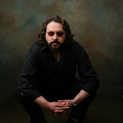 Profile Picture of Michael Reid Perry (@MikeReidPerry) on Twitter