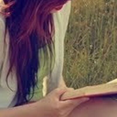 Profile Picture of Júlia Angelo Lima (@JuliaAngeloLima) on Twitter