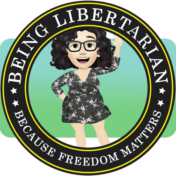 Profile Picture of Elizabeth Fetner (@lizfetner) on Poshmark