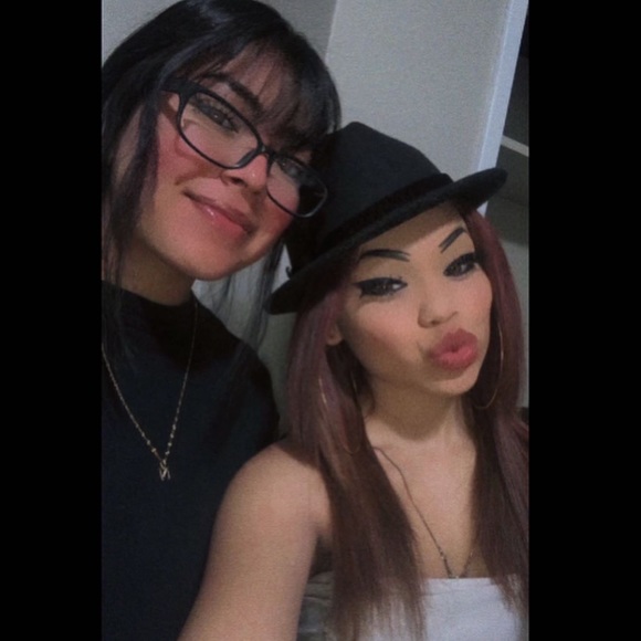 Profile Picture of Natasha Cordova (@natasha_cordova) on Poshmark