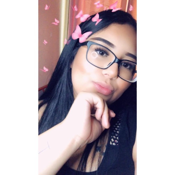 Profile Picture of Lucero Gonzalez (@lucerog28) on Poshmark