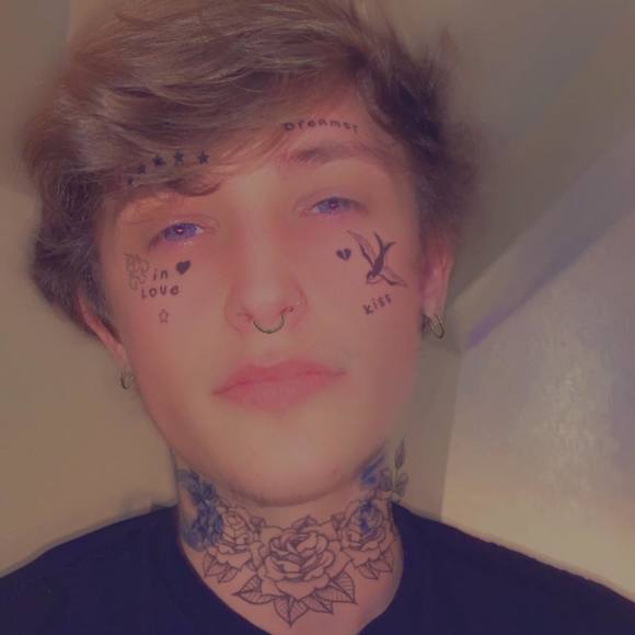 Profile Picture of Seth Powers (@vdirty21v) on Poshmark
