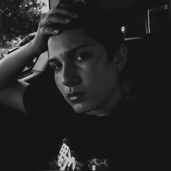 Profile Picture of Daniel Islas (@islasdaniel5) on Poshmark