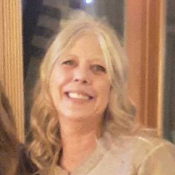 Tricia Norgaard - Poshmark Profile Picture of Tricia Norgaard (@tnorgaard) on Poshmark