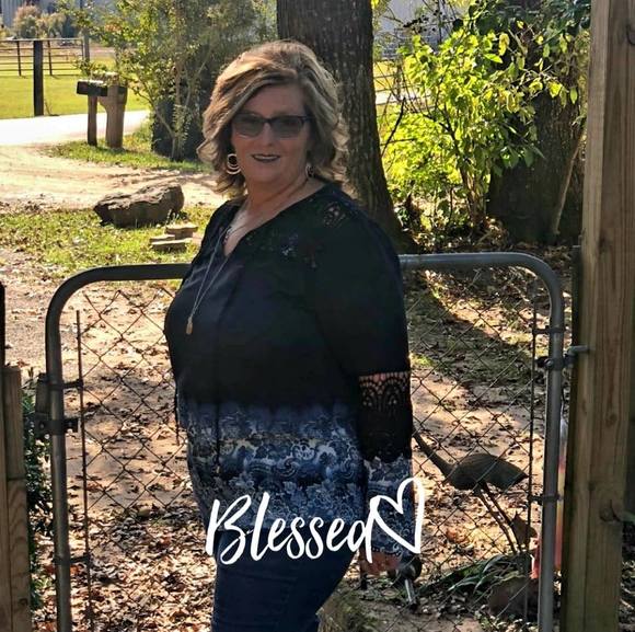 Profile Picture of Adonna Condreay (@amcondreay) on Poshmark