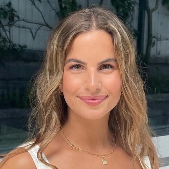 Profile Picture of Thomas Willard (@nzemcovftmmw) on Poshmark