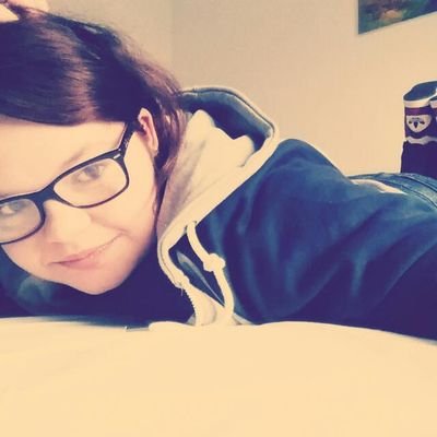 Profile Picture of Aileen (@Aileen_Do) on Twitter