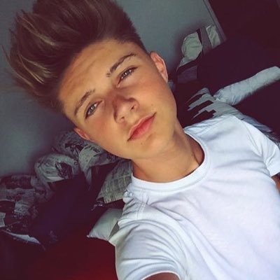 Profile Picture of Paige Colley (@paige_colley01) on Twitter