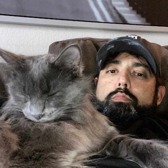 Profile Picture of Nicholas Orrell (@nicholasorrell) on Poshmark