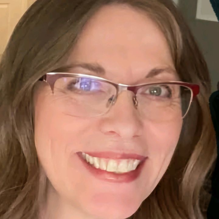 Profile Picture of kimstracey (@kimstracey) on Tiktok
