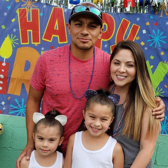 Profile Picture of Greg Fuentes (@gregfuentes) on Poshmark