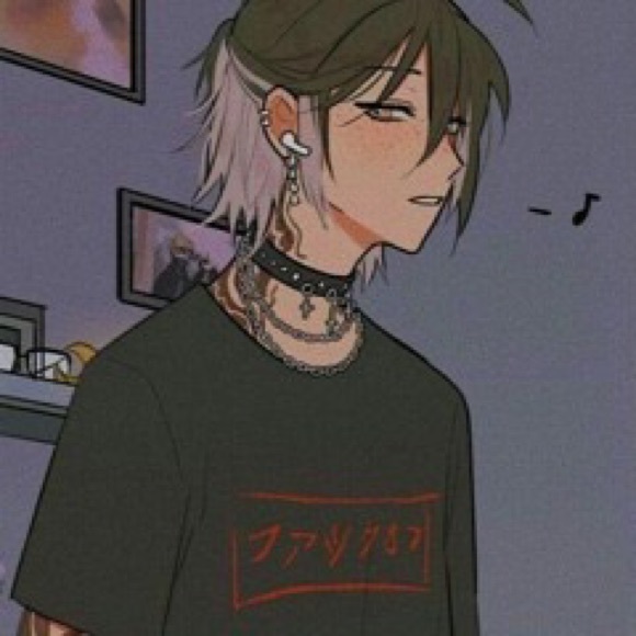 Profile Picture of Brianna Randash (@lemonrdash) on Poshmark