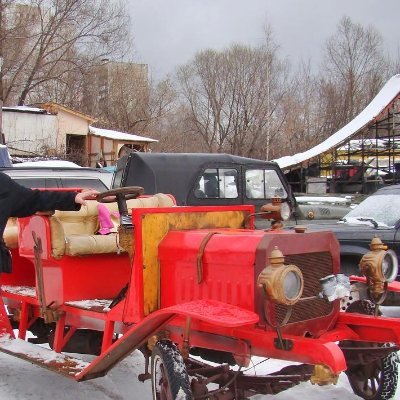 Profile Picture of Cassandra Warren (@cassand00866393) on Twitter