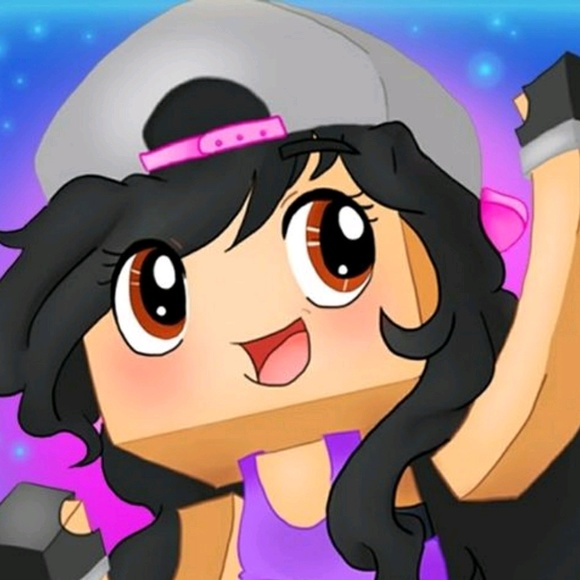 Profile Picture of Yvonne Rizk (@sundrop2005) on Poshmark