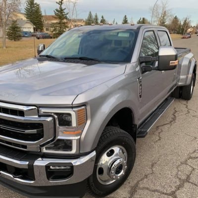 Profile Picture of Ian Andrews (@Calgarycarguy) on Twitter
