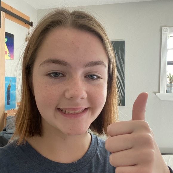 Profile Picture of Emma Van dieden (@emmavan118) on Poshmark