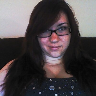 Profile Picture of Julianne Burns (@SpaStyle) on Twitter