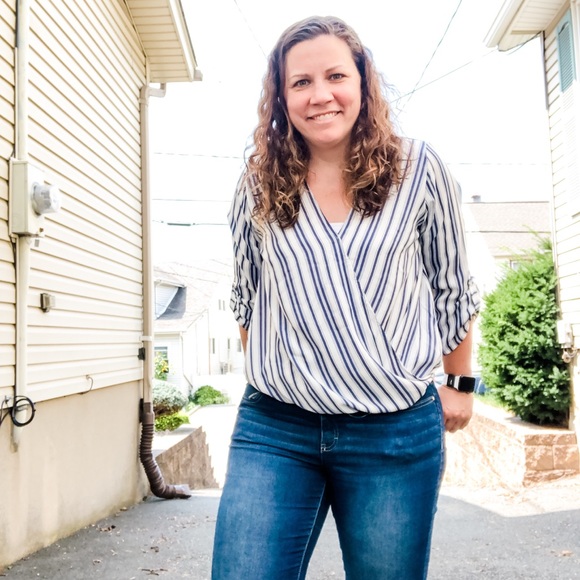 Profile Picture of Jeanette Mackesy (@jeanettemackesy) on Poshmark