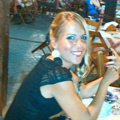Profile Picture of Daniela Lombardo (@Daniela94484402) on Twitter