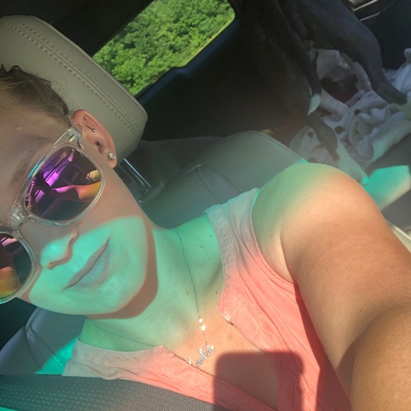 Profile Picture of Colene Bradney (@colenebradney) on Poshmark