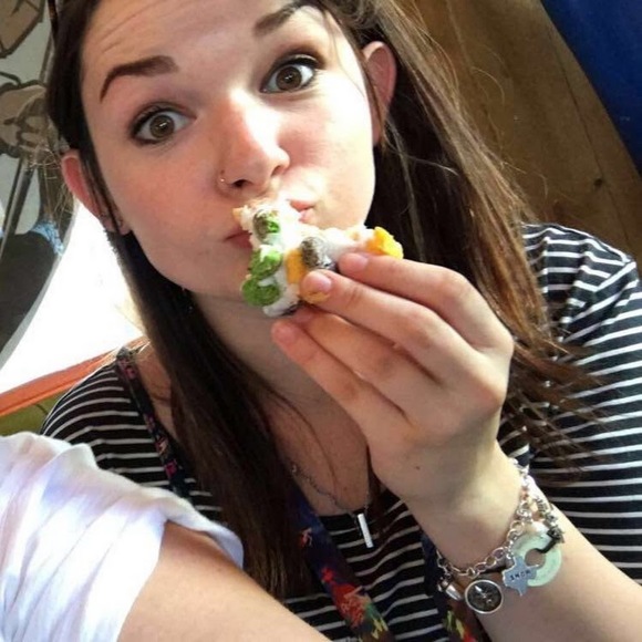Profile Picture of Mika Rambow (@mikarambow) on Poshmark