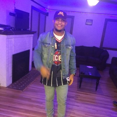 Profile Picture of Antonio Lowe (@viewsfromtheHtx) on Twitter